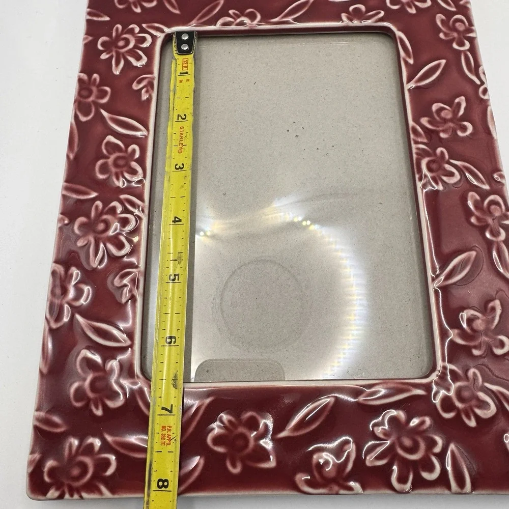 Studio Art Ceramic Red Flower Picture Frame 6 1/2 wide 4 1/2 Opening‎